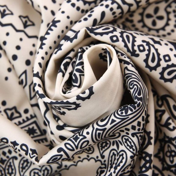 Paisley Print Multi-use Hair Tie - Picture 5 of 7